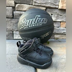 NWOT Jordan Max Aura 3 toddler